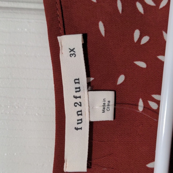 Fun2Fun Blouse - Picture 3 of 3